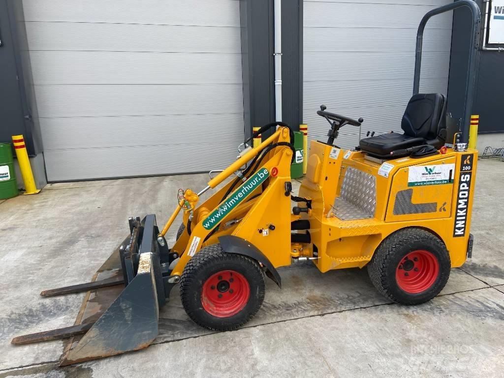 Knikmops KM 100 Incarcator pe pneuri