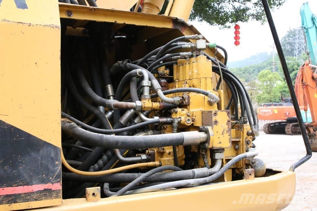 CAT 320BU Excavatoare pe șenile
