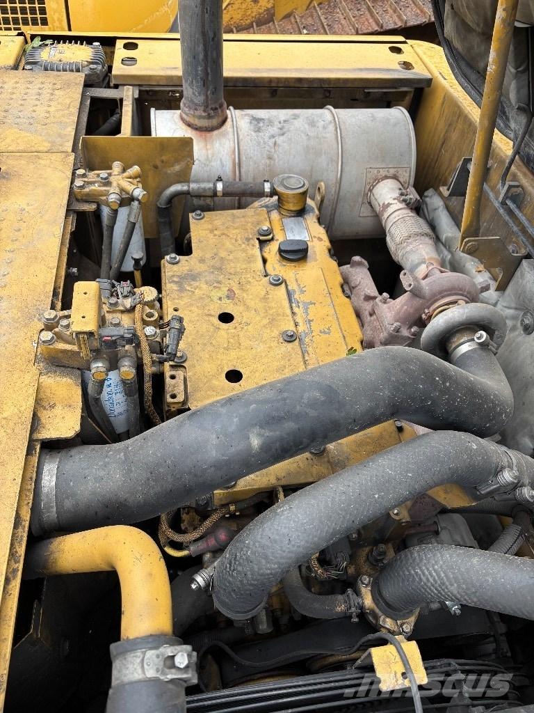 CAT 320 D L Excavatoare pe șenile
