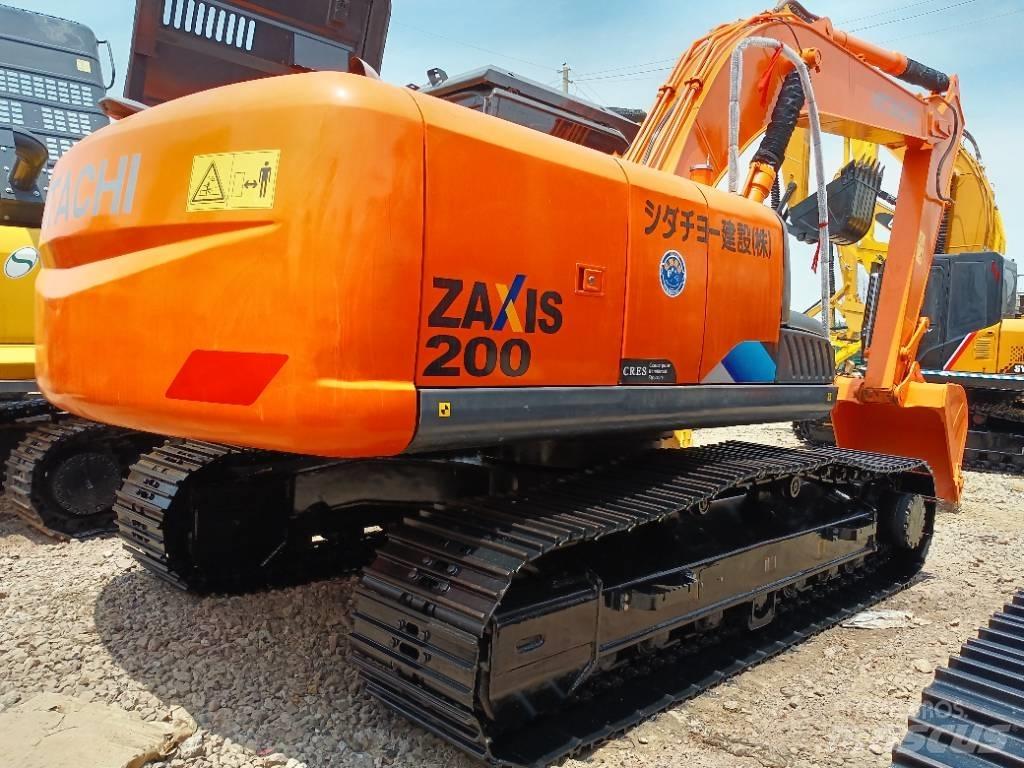 Hitachi ZX 200 Excavatoare pe șenile

