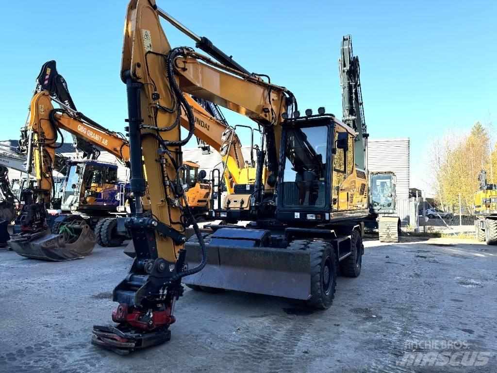 Hyundai HW180 Excavatoare cu roti