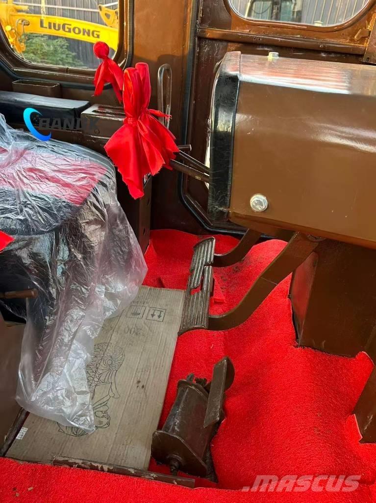 CAT D 8 K Buldozere pe senile