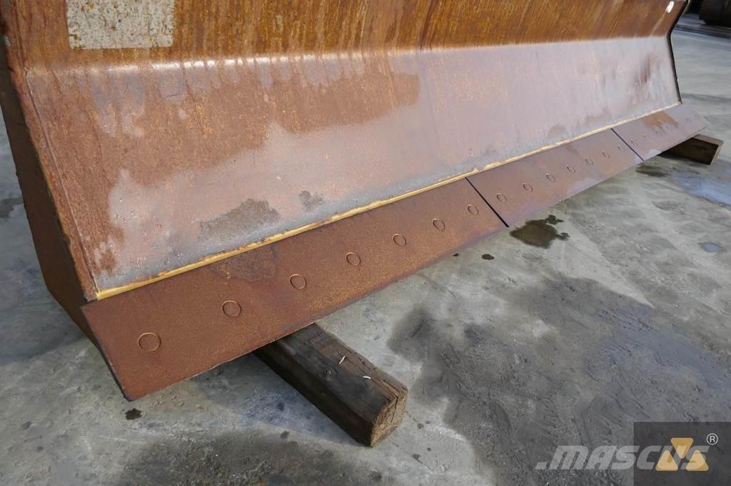 CAT Skidder blade Lame