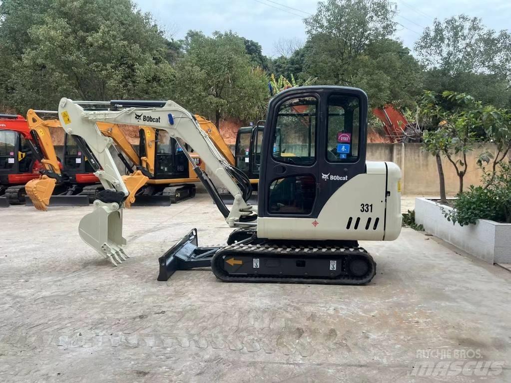 Bobcat 331 Mini excavatoare < 7t
