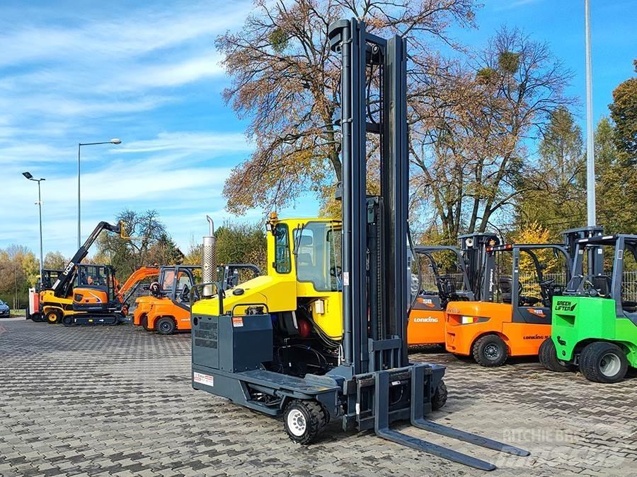 Combilift C4000 Stivuitoare cu patru brate