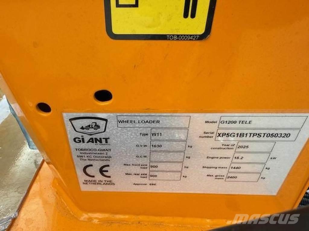 GiANT G1200 Tele Incarcator pe pneuri