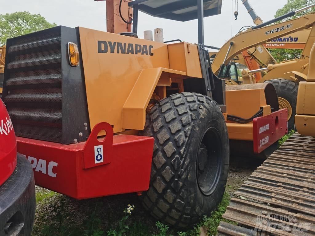 Dynapac CA 251 D Compactoare monocilindrice