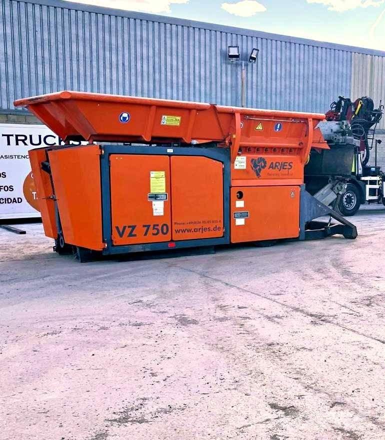 Arjes VZ 750 D Utilaje silvicultura