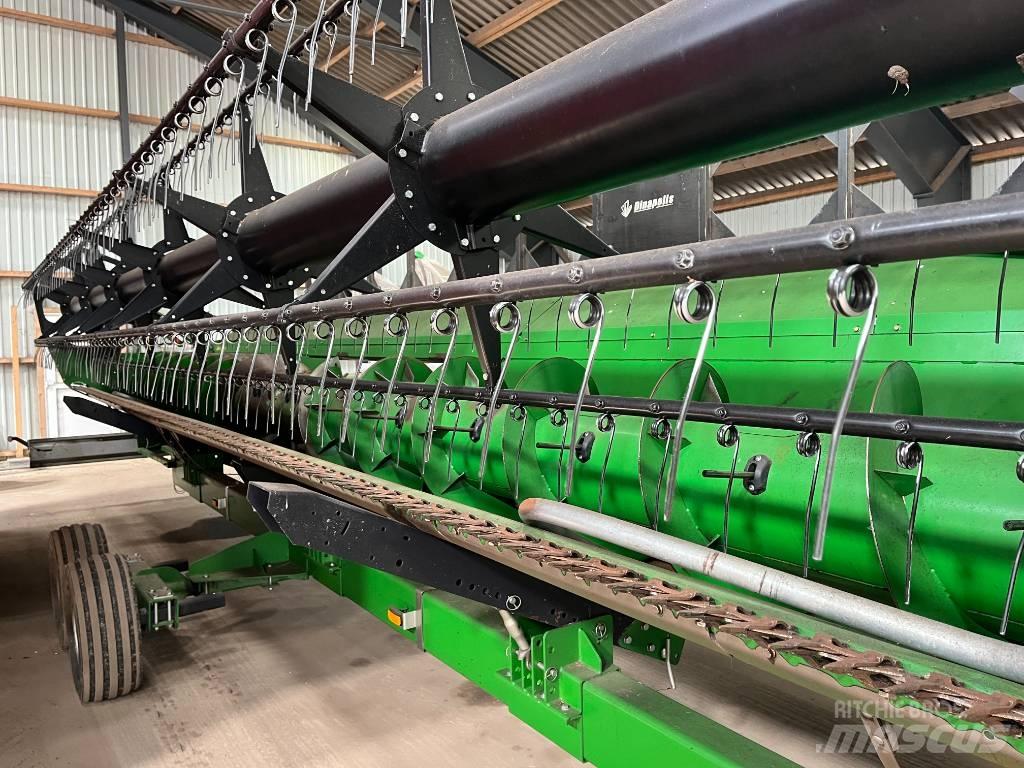 John Deere T670 Combine de secerat