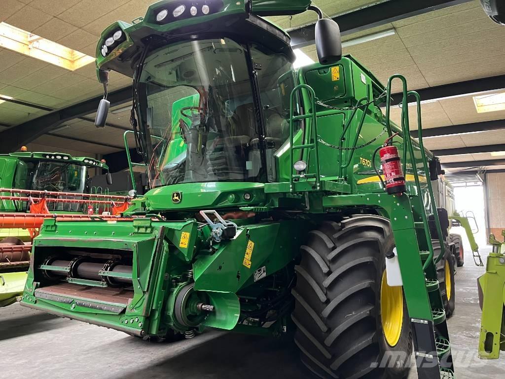 John Deere T670 Combine de secerat