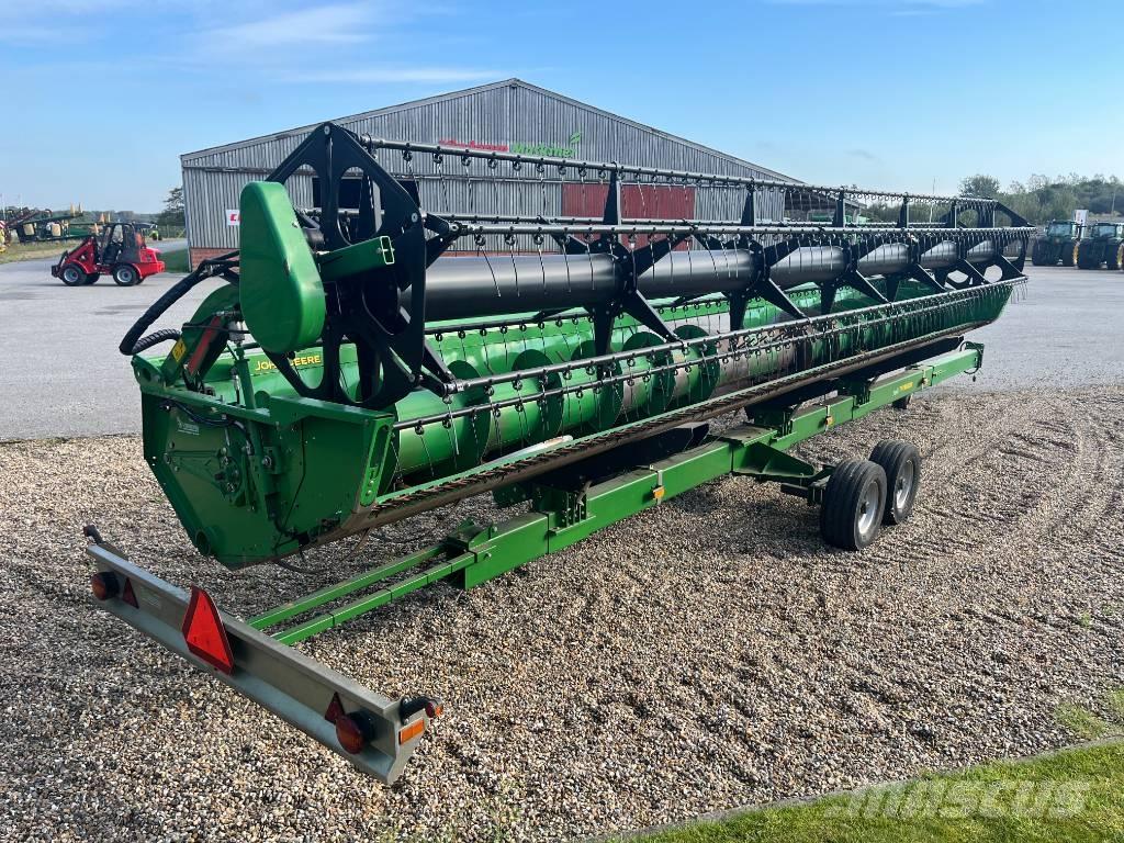 John Deere T670 Combine de secerat