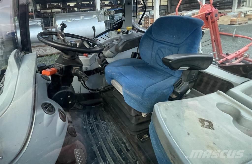 New Holland T 6020 Tractoare