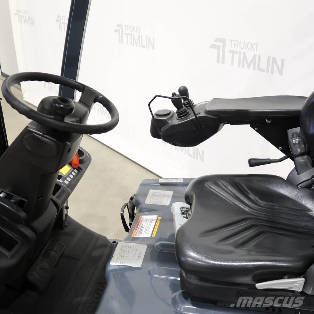 Toyota 8FBM20T Stivuitor electric