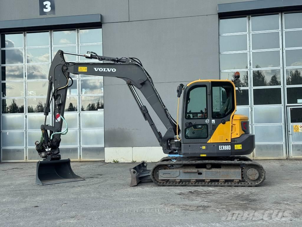 Volvo ECR 88 D Excavatoare 7t - 12t