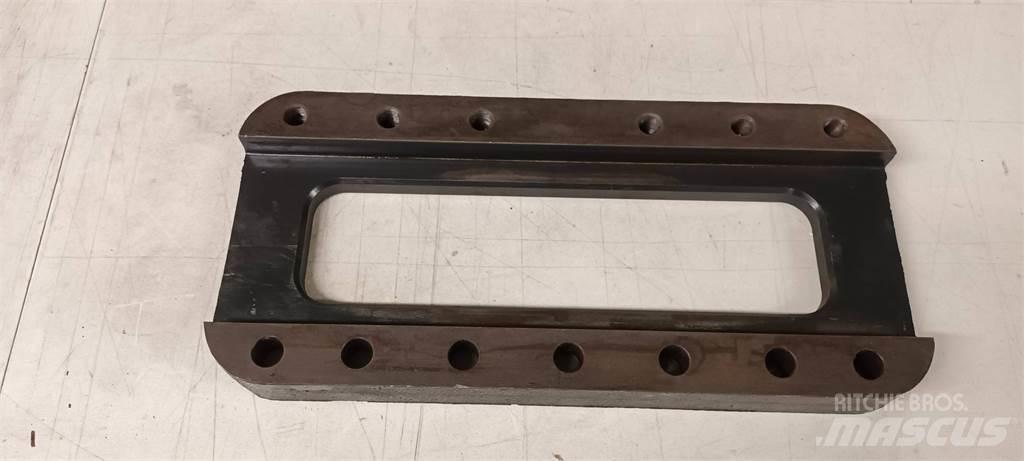 Ponsse 126B1001 Sasiuri si suspensii