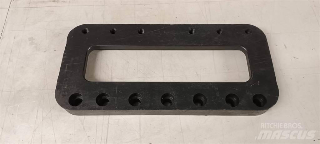 Ponsse 126B1001 Sasiuri si suspensii