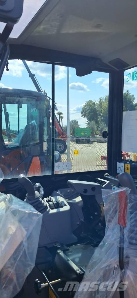 Hitachi ZX33U Excavatoare pe șenile
