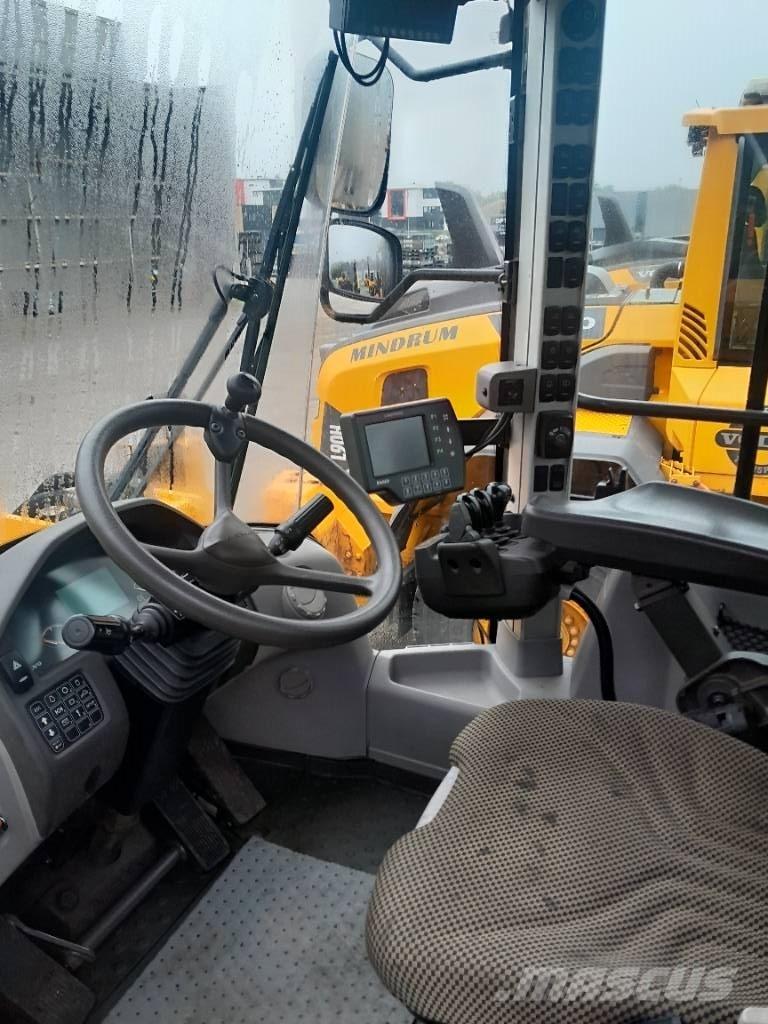 Volvo L120G Incarcator pe pneuri