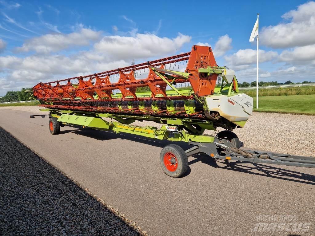 CLAAS Lexion 770 TT Combine de secerat