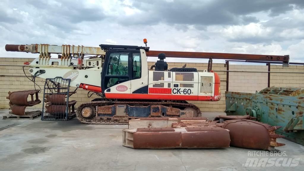 CAT 330C Excavatoare pe șenile
