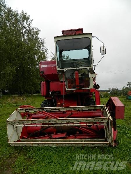 Sampo-Rosenlew 360 Combine de secerat