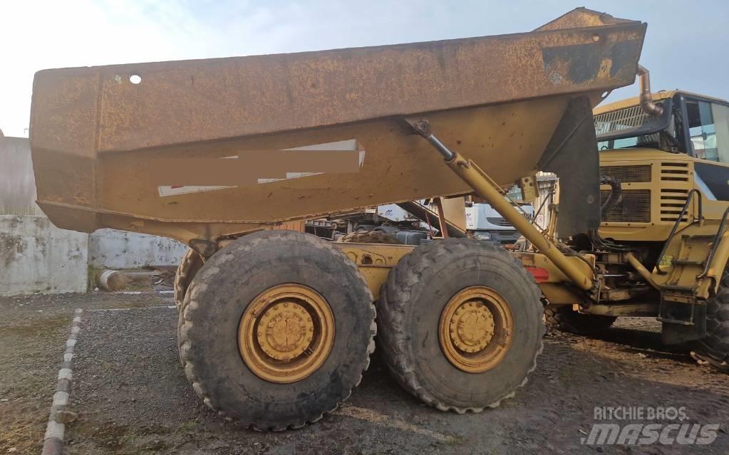 CAT 730 Transportoare articulate