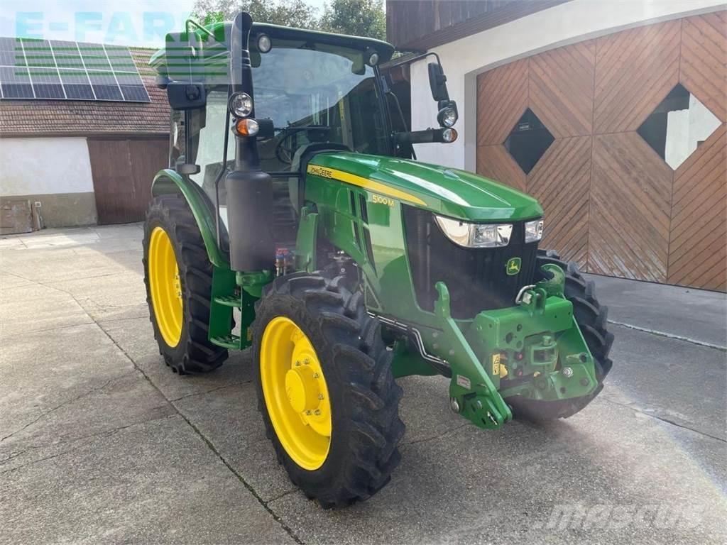 John Deere 5100M Tractoare