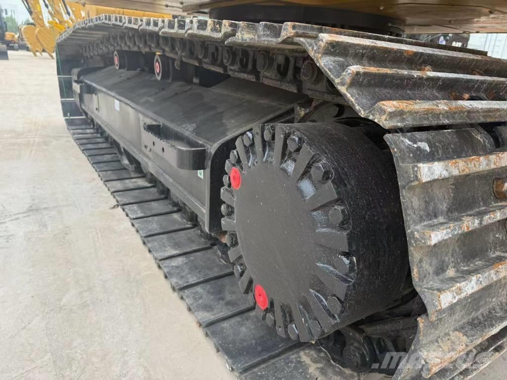 CAT 320 D Excavatoare pe șenile
