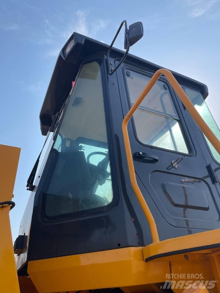LiuGong 856 H Incarcator pe pneuri