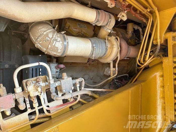 CAT Rebuilt 775F - Minitractor de teren