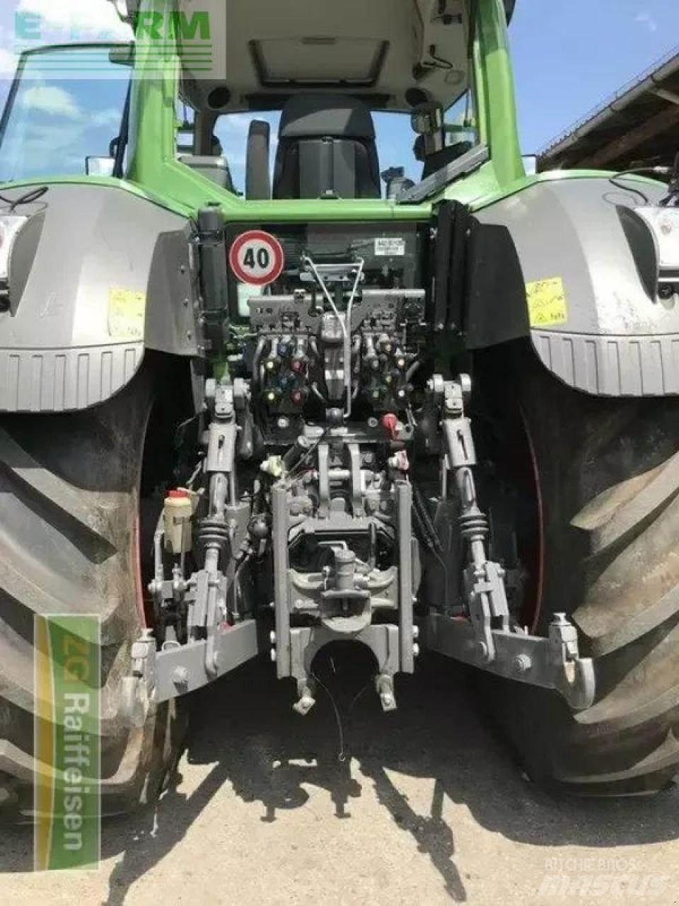 Fendt 828 vario s4 Tractoare