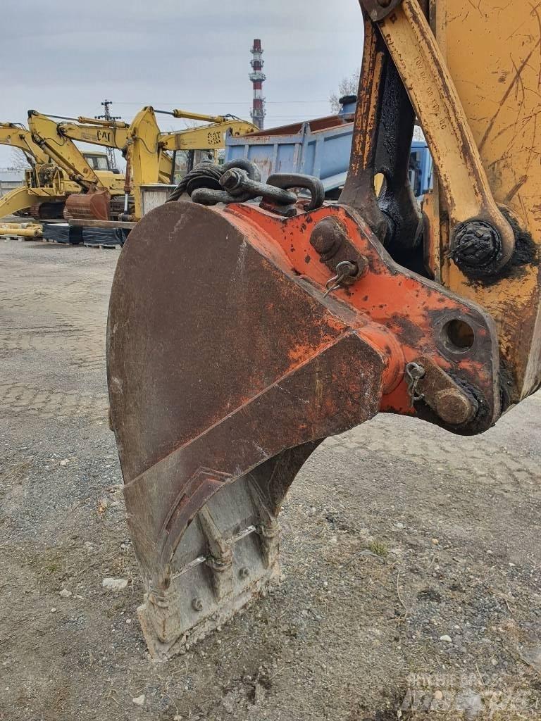 CASE 888 P Excavatoare cu roti