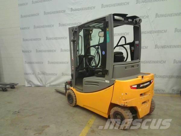 Jungheinrich EFG 320 Stivuitor electric