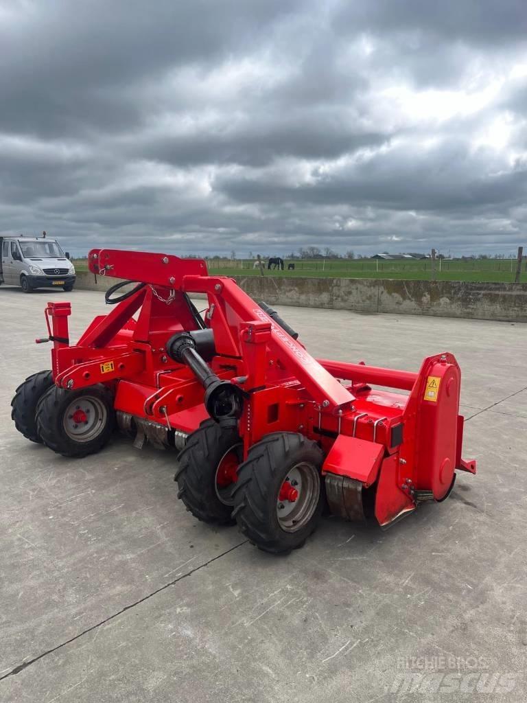  ConceptAGRI SFB300 Alte masini si accesorii de cultivat