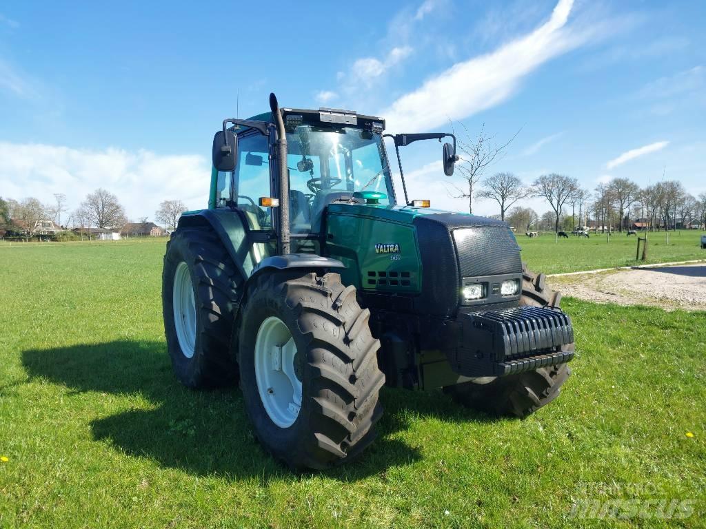 Valtra 6650 TwinTrac Tractoare