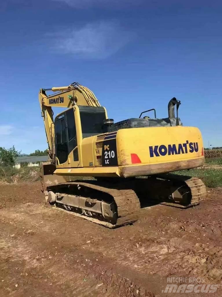 Komatsu PC 210 Excavatoare pe șenile
