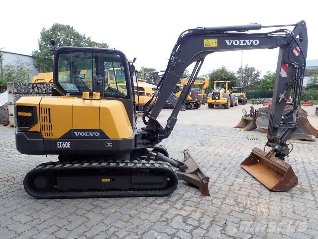 Volvo EC 60 E Excavatoare 7t - 12t