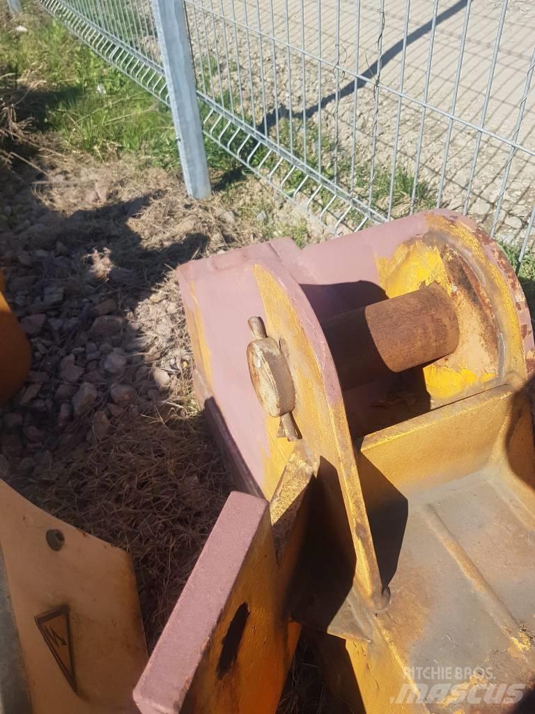 Liebherr 120 HC Macarale turn