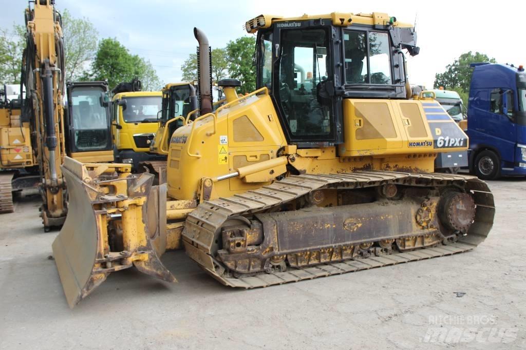 Komatsu D 61 PXI-23 Buldozere pe senile