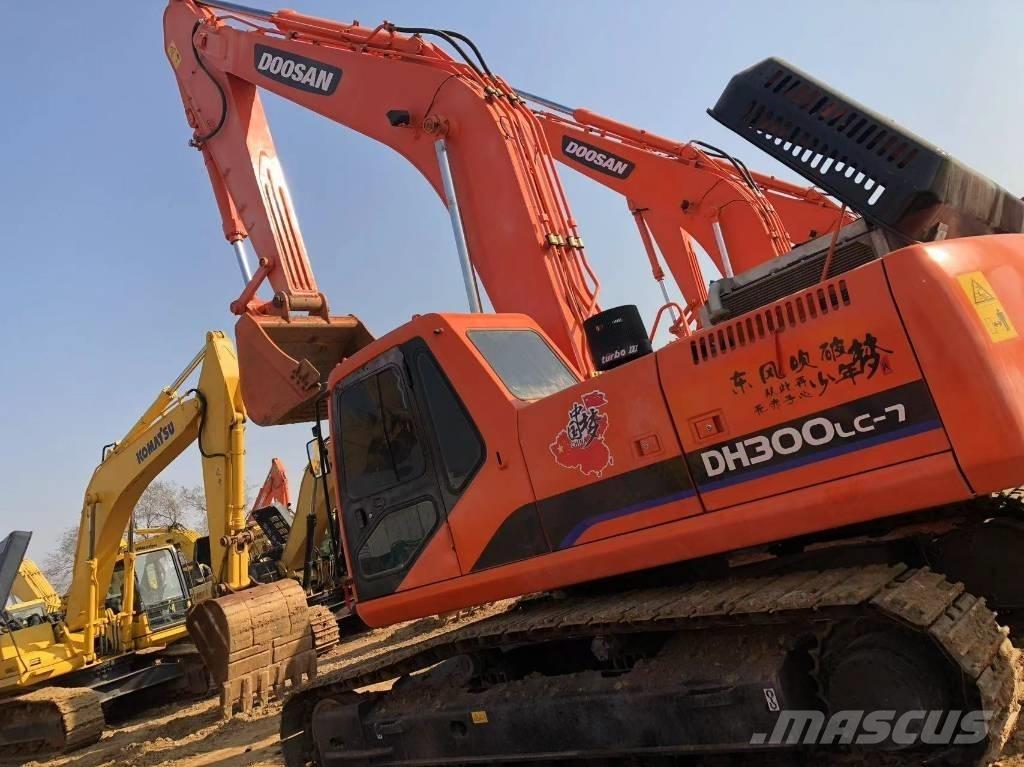 Doosan 300-7 Excavatoare pe șenile

