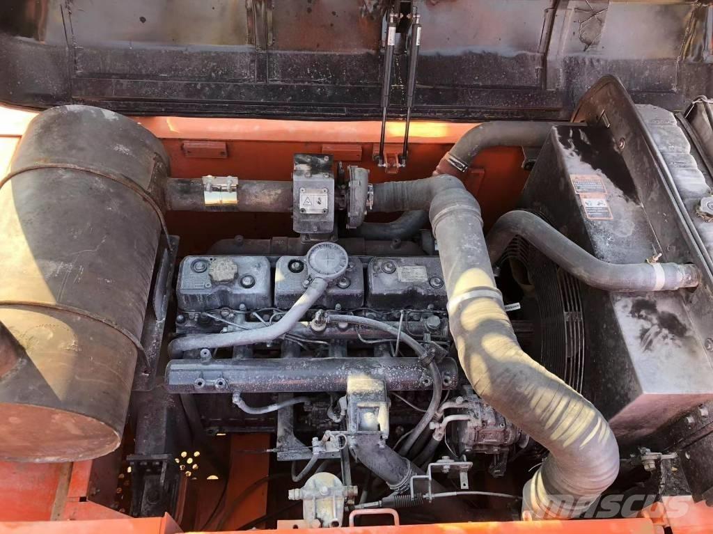 Doosan 300-7 Excavatoare pe șenile
