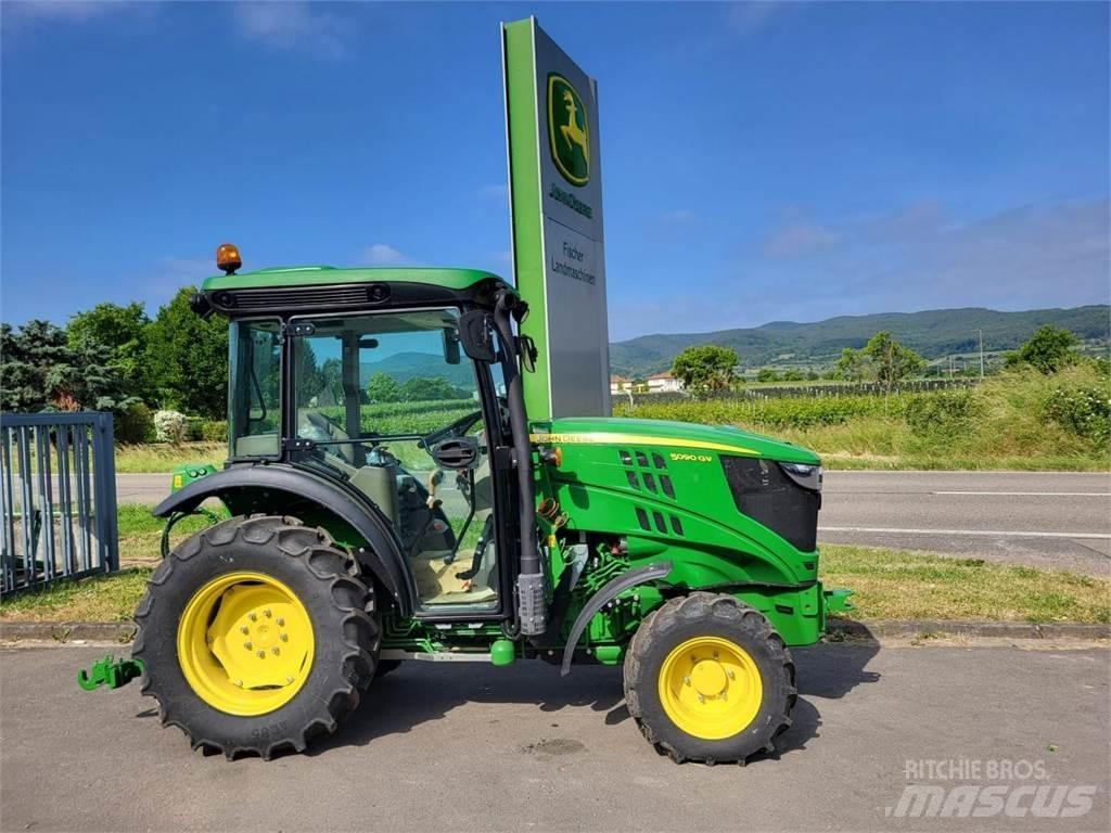 John Deere 5090GV Tractoare