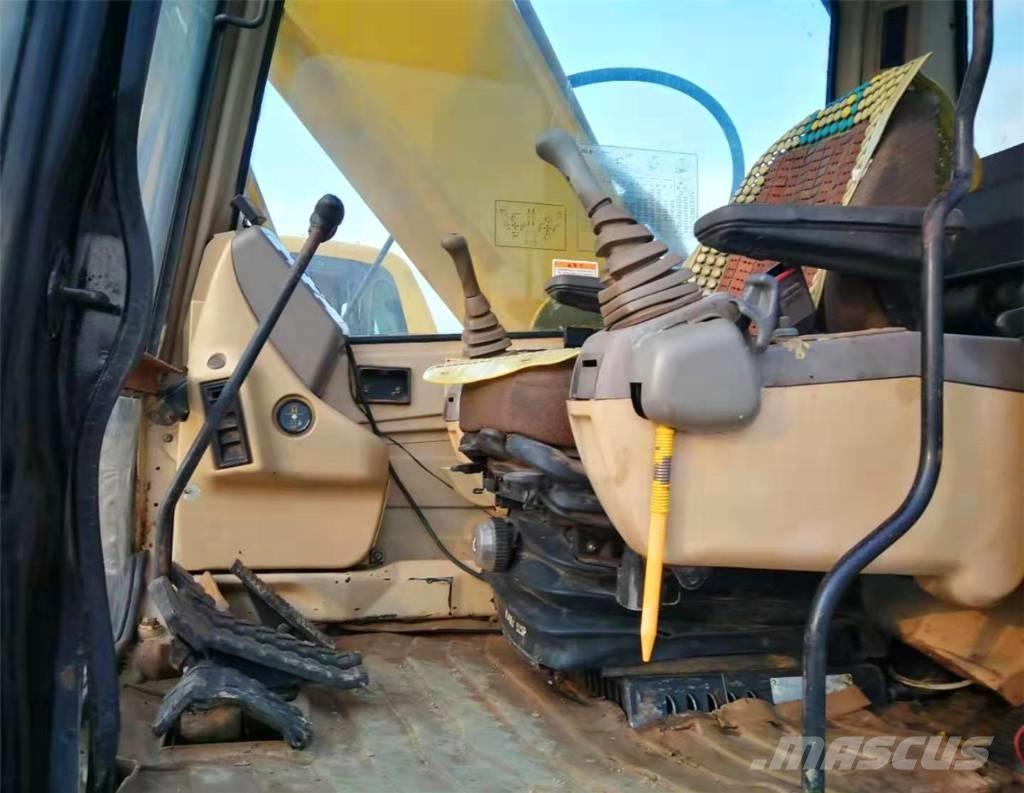 CAT 330BL Excavatoare pe șenile
