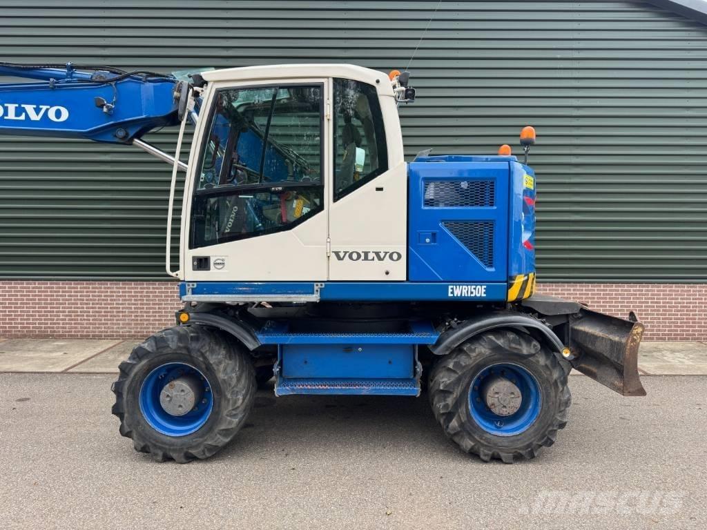 Volvo EWR 150 E Excavatoare cu roti
