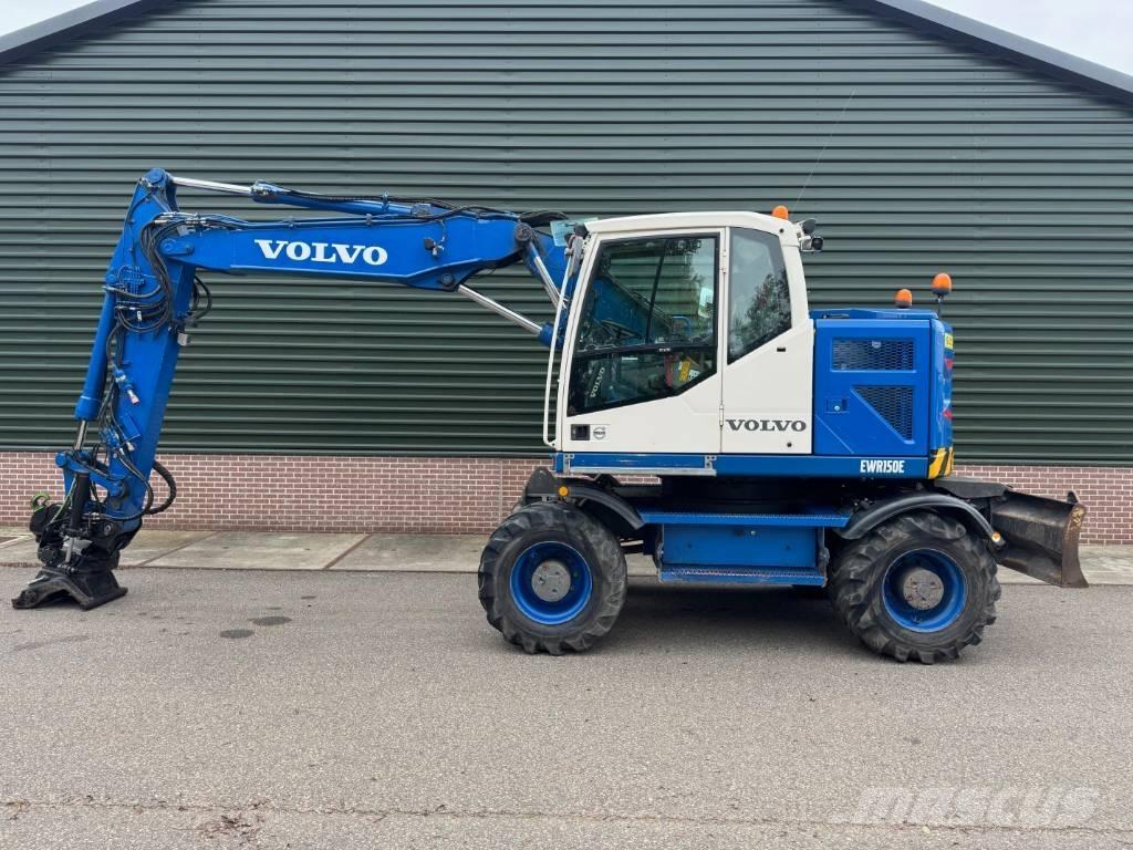 Volvo EWR 150 E Excavatoare cu roti
