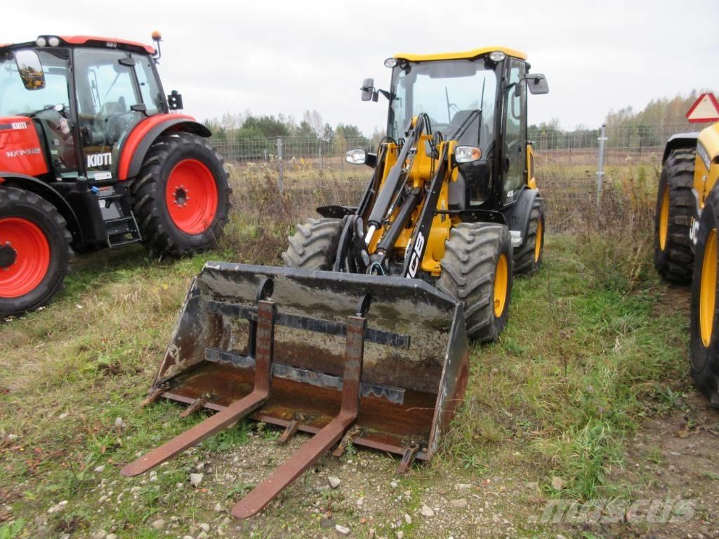 JCB 406 Incarcator pe pneuri