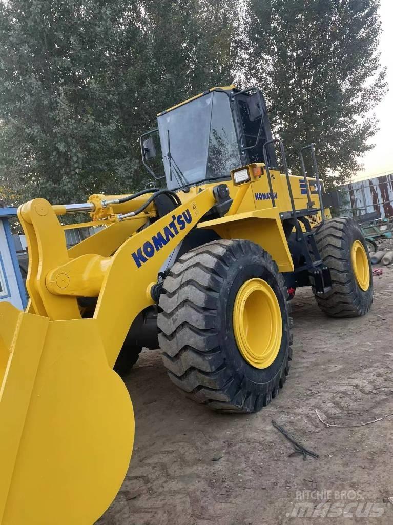 Komatsu WA 380 Incarcator pe pneuri