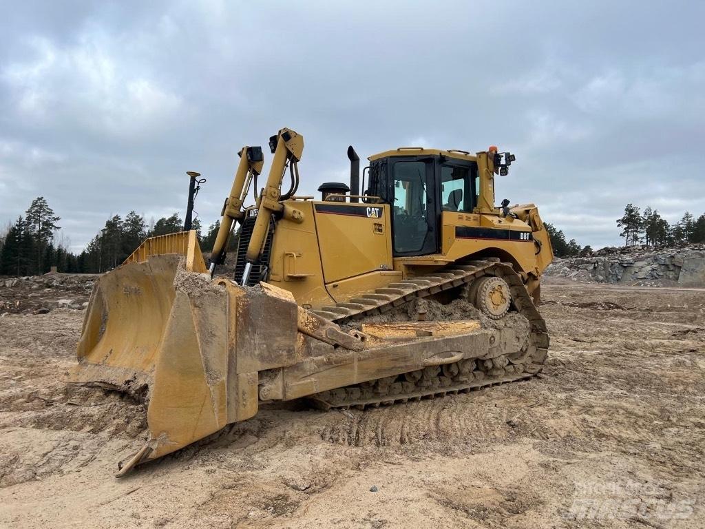 CAT D 8 T Buldozere pe senile