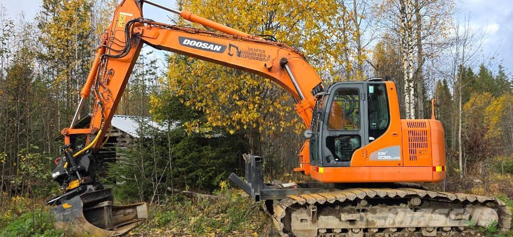 Doosan DX 235 LCR Excavatoare pe șenile
