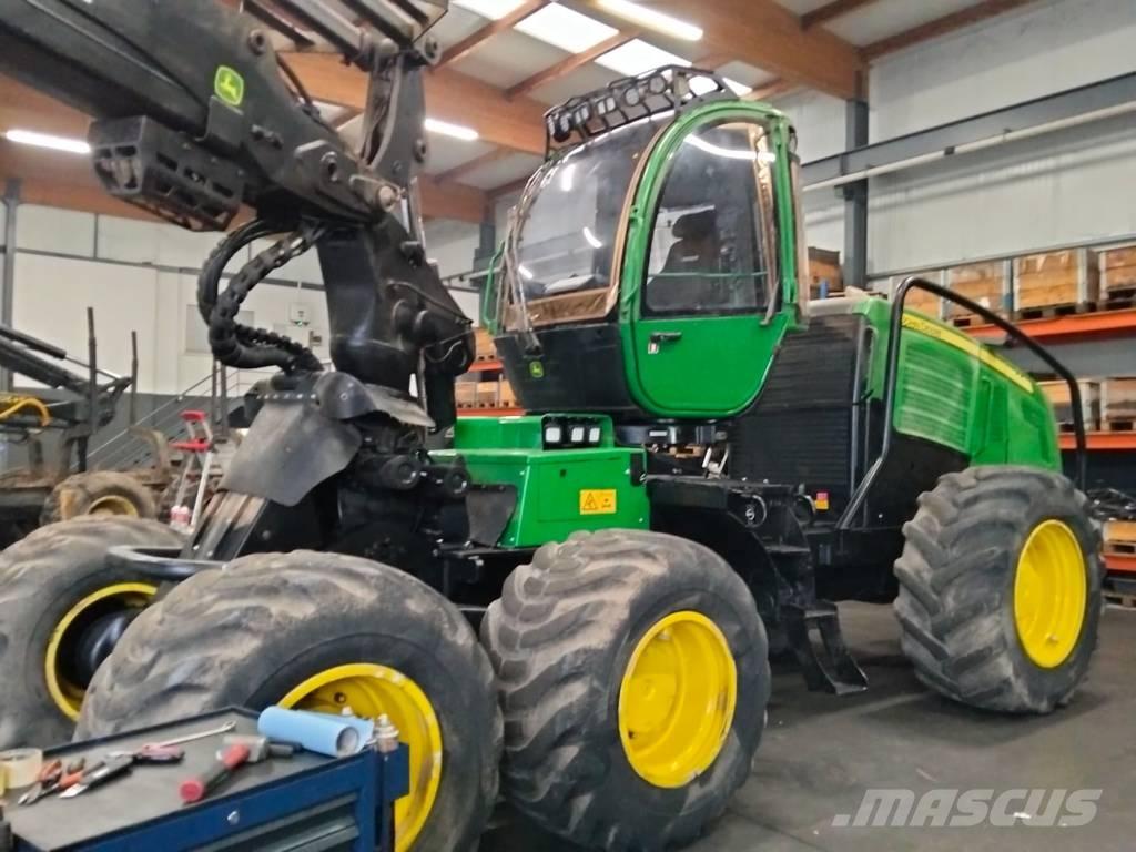 John Deere 1270 E Combine forestiere